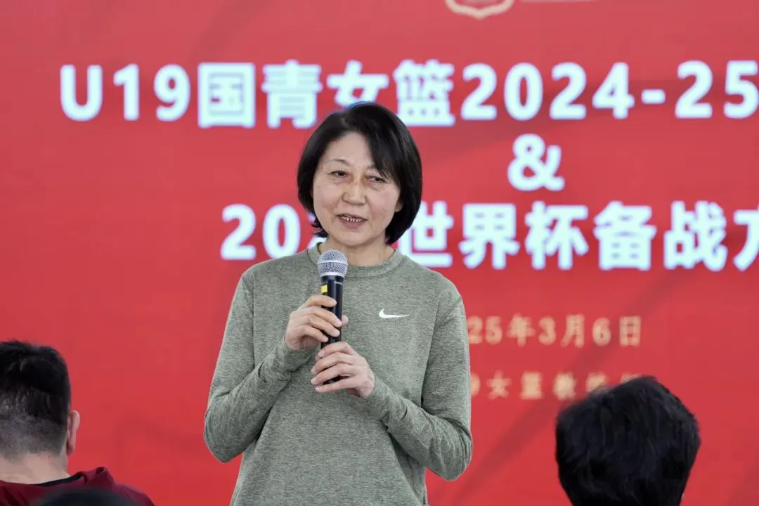 如何通过比赛提升篮球技能_0